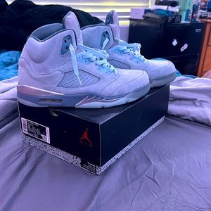 ice blue graphite 5’s